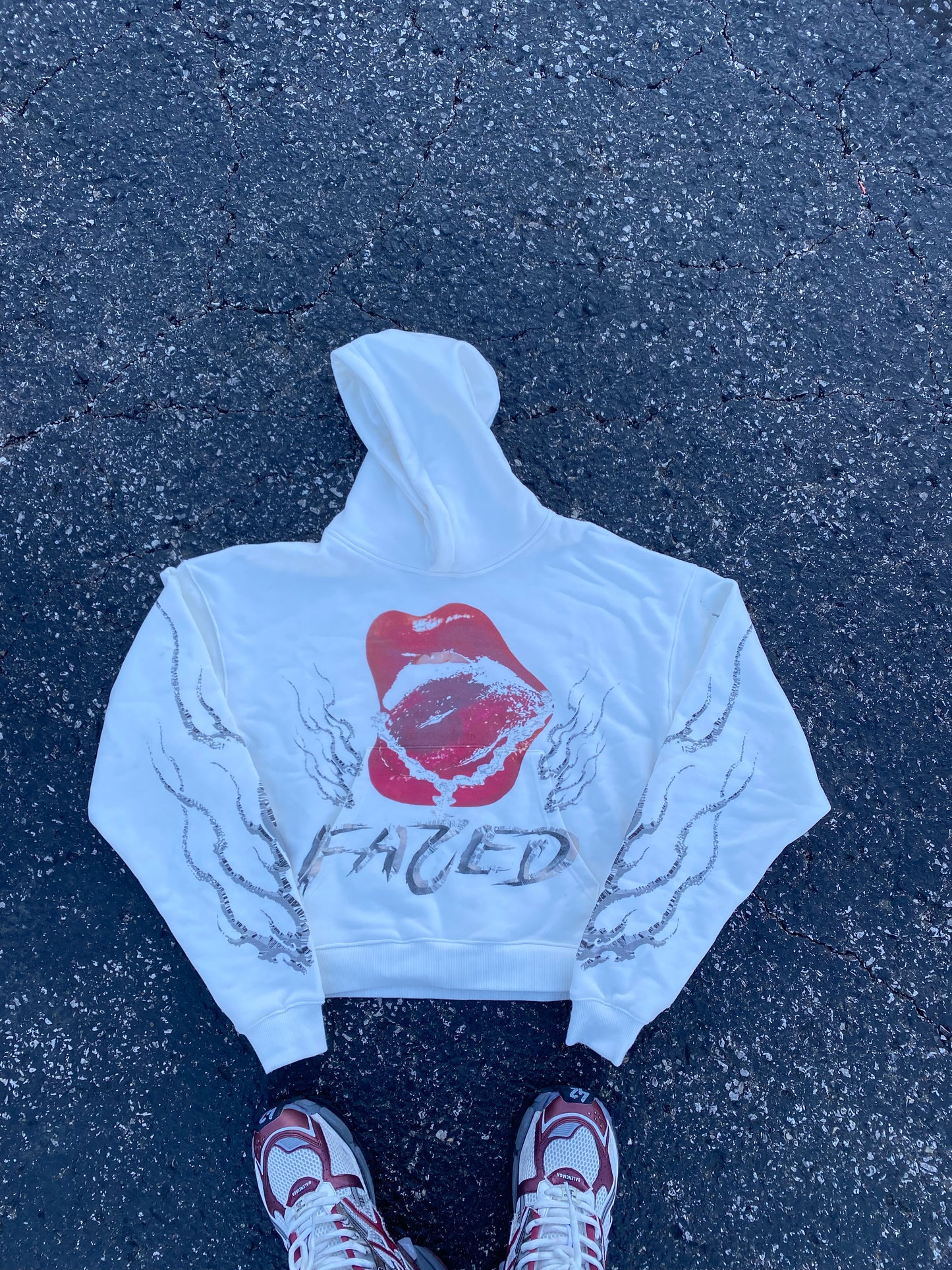 TWOFACED FLAME CROPPED HOODIE WHITE